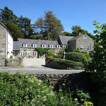 مورفا نيفين Yr Hen Felin - The Old Mill B&B المظهر الخارجي الصورة