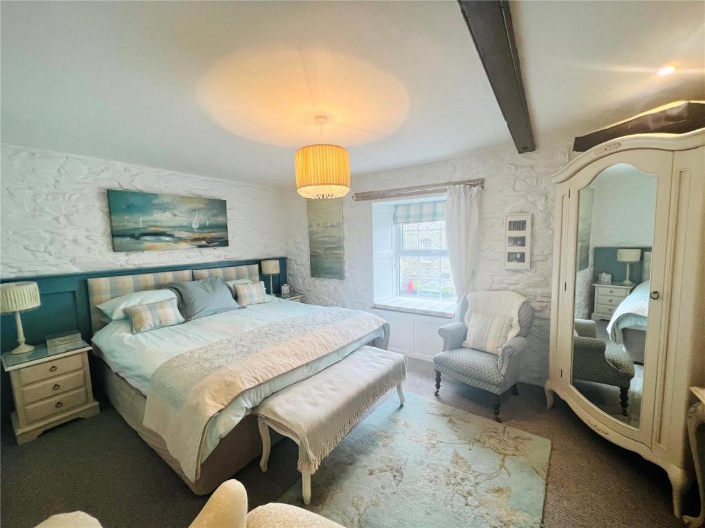مورفا نيفين Yr Hen Felin - The Old Mill B&B الغرفة الصورة