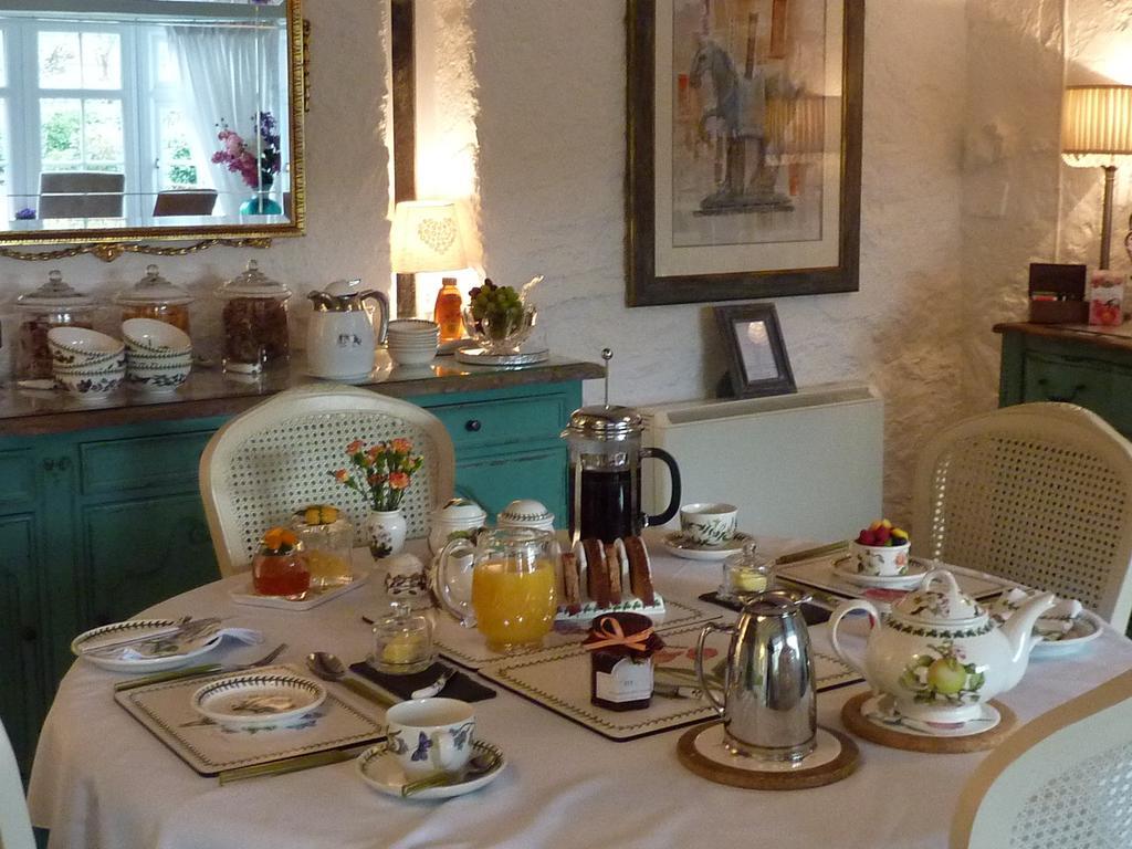 مورفا نيفين Yr Hen Felin - The Old Mill B&B المظهر الخارجي الصورة